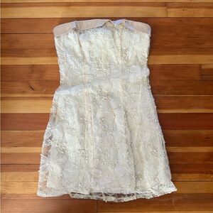 Lucy in the Sky Strapless White Flower Lace Dress